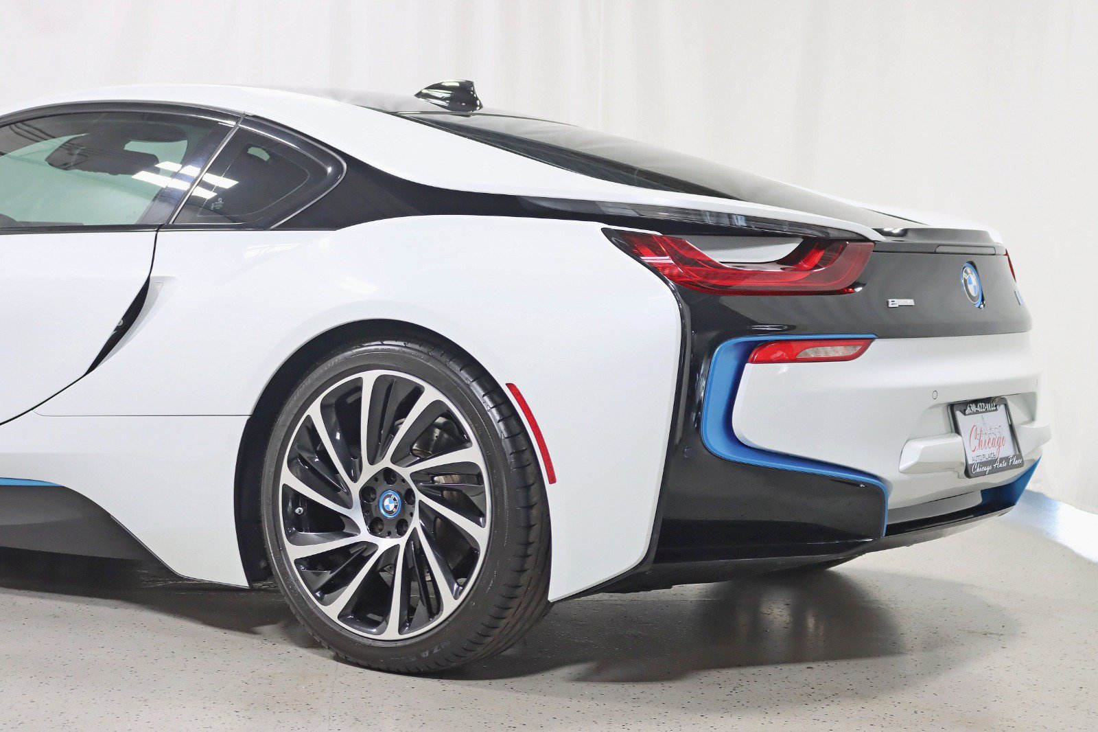 Used 2016 BMW i8 AWD/4WD image 11