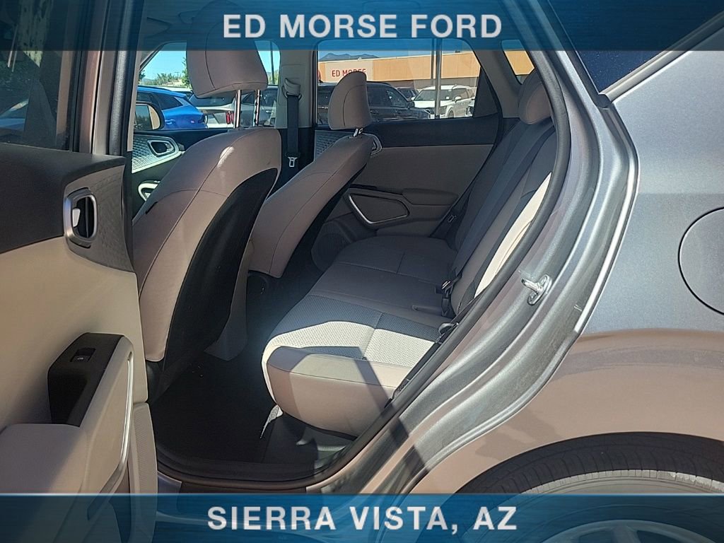 Used 2025 Kia Soul LX FWD image 11