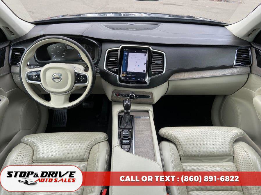 Used 2021 Volvo XC90 T6 Inscription w/ Climate Package image 11