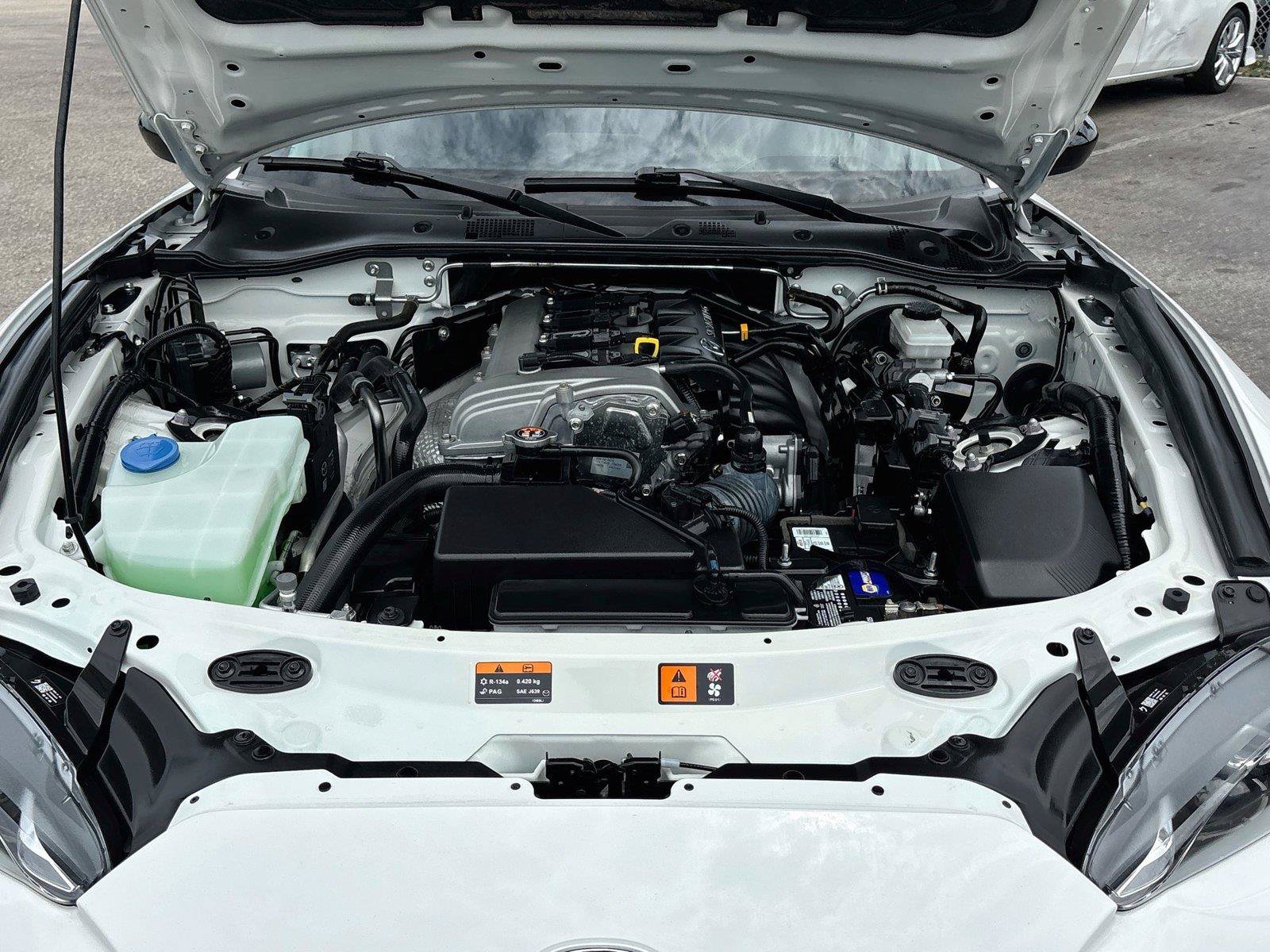 Used 2021 MAZDA MX-5 Miata RF Club RWD image 27