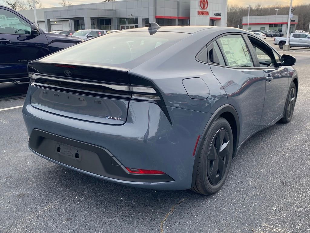 Used 2026 Toyota Prius Plug-In Hybrid image 12