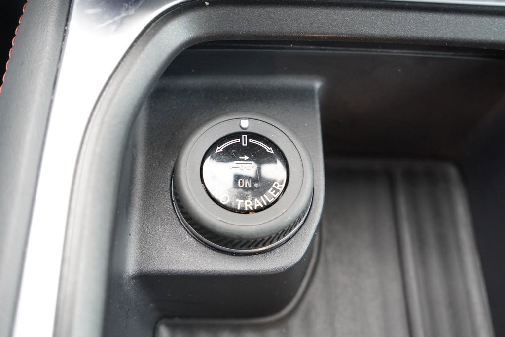 Certified 2025 Ford Expedition Max Active image 32