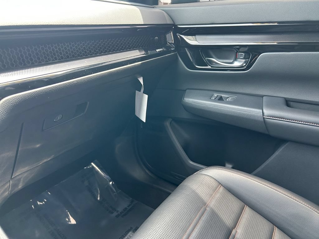 Used 2025 Honda CR-V Sport Touring image 29