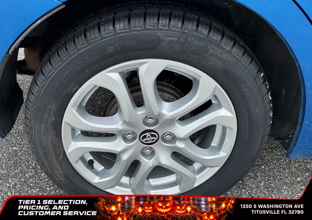 Used 2017 Toyota Yaris iA FWD image 12
