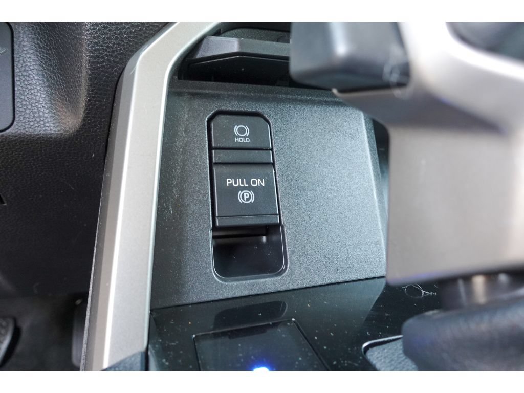 Used 2022 Toyota Tundra SR5 w/ SR5 Premium Package AWD/4WD image 21