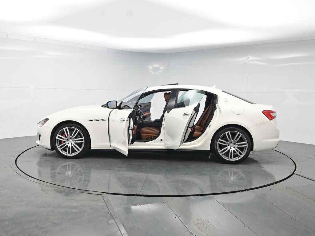 Used 2019 Maserati Ghibli S Q4 AWD/4WD image 53