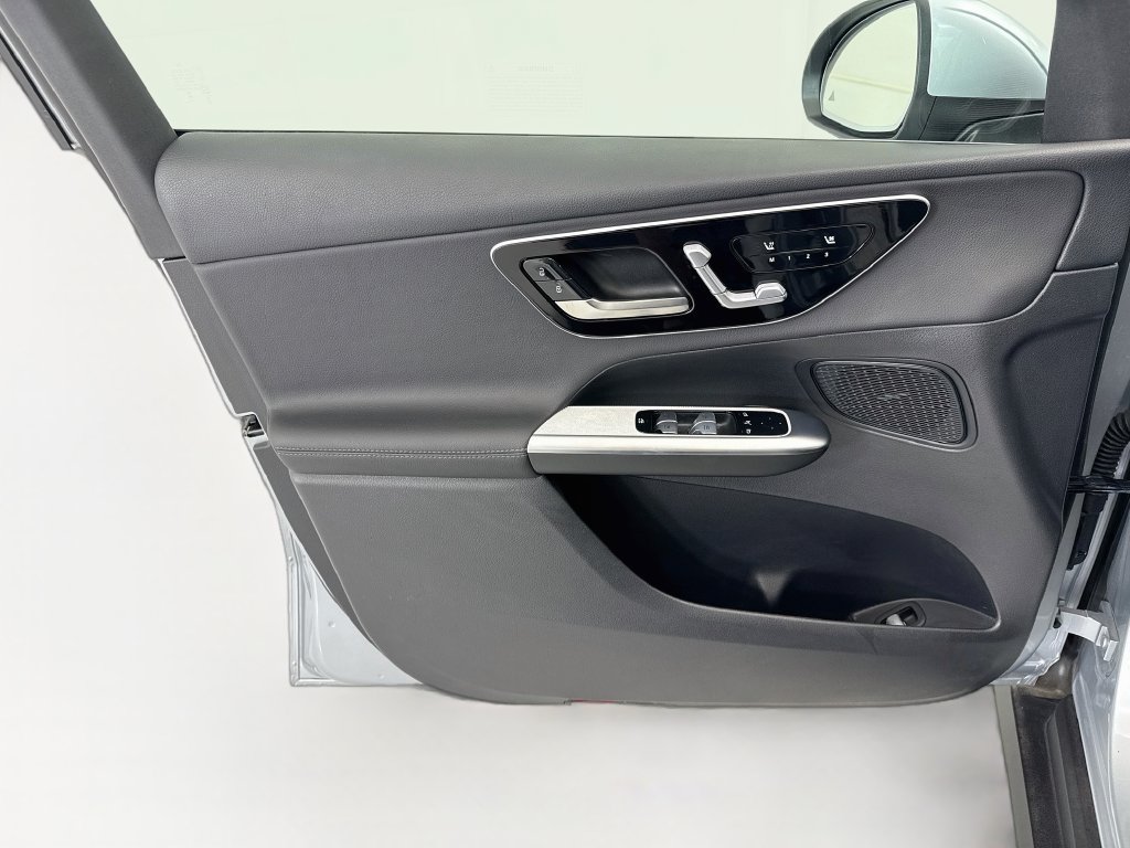 Certified 2026 Mercedes-Benz GLC 300 image 22