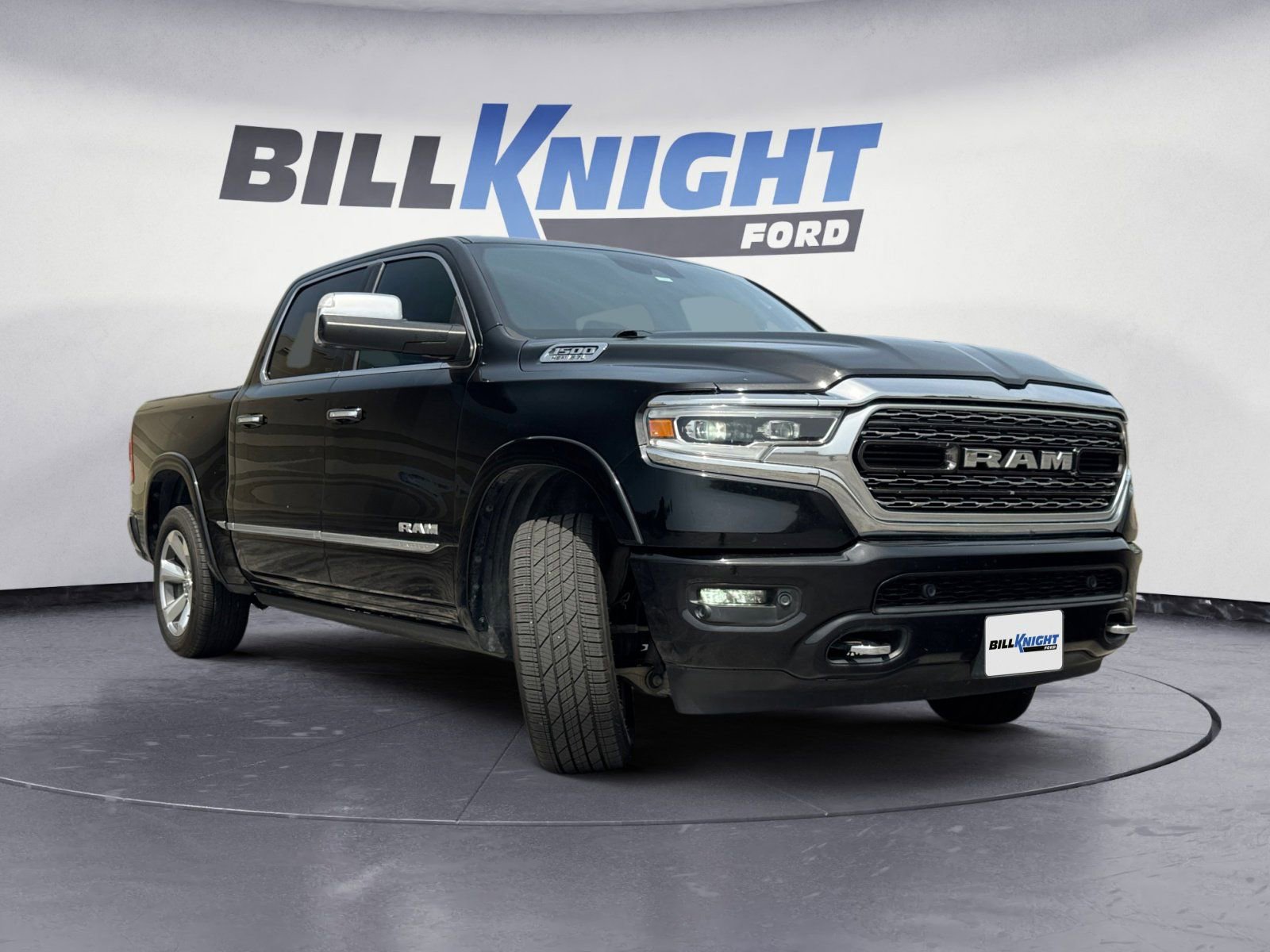 Used 2019 RAM 1500 Limited w/ Advanced Safety Group AWD/4WD image 7