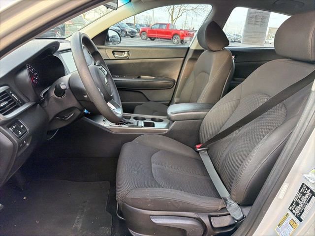 Used 2020 Kia Optima LX image 17