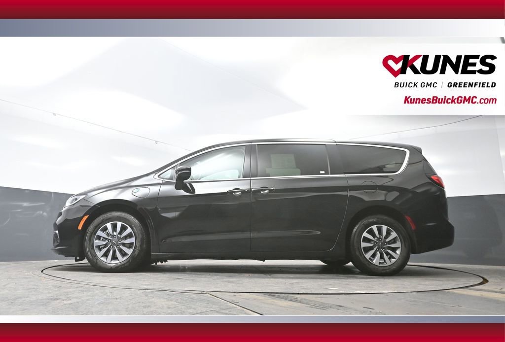 Used 2024 Chrysler Pacifica Select FWD image 51