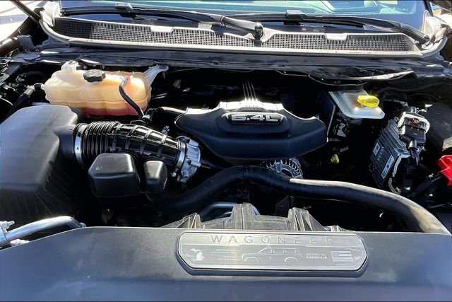 Used 2022 Jeep Grand Wagoneer Series III w/ Rear Seat Video Group 1 image 9