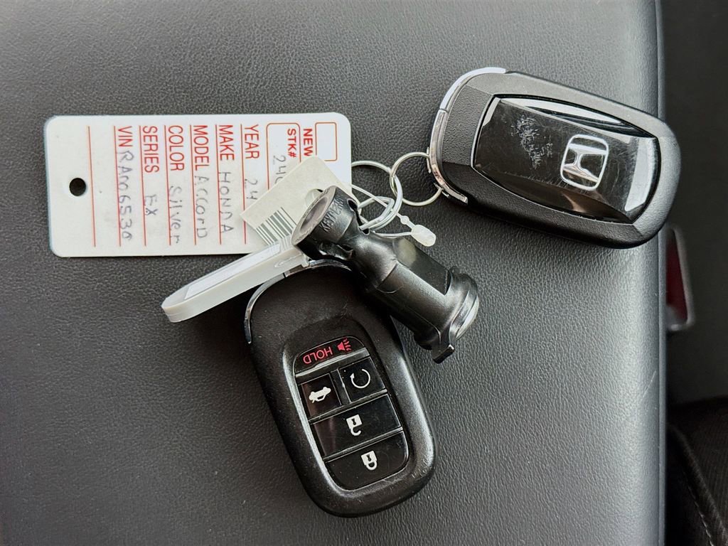 Used 2024 Honda Accord EX image 33