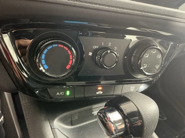 Used 2019 Honda HR-V LX image 31