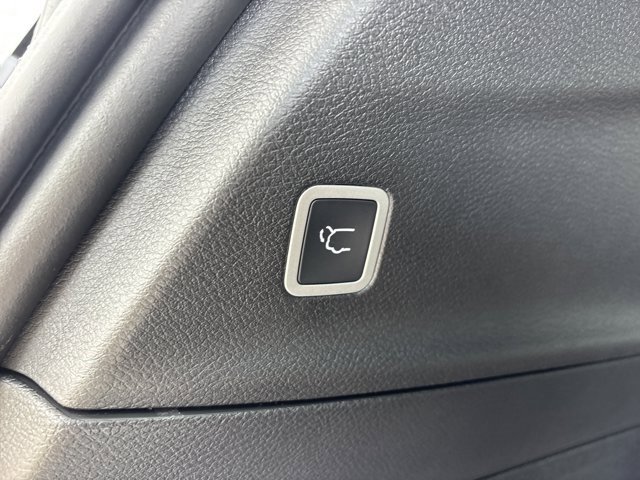 New 2026 Chrysler Pacifica Select image 7