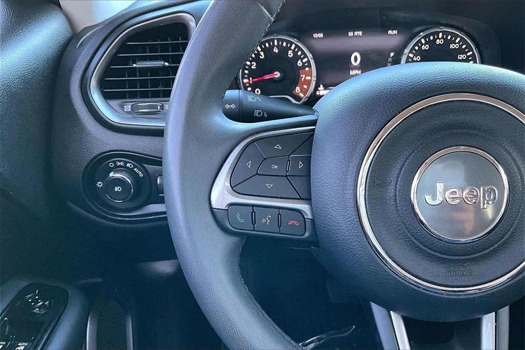 Used 2022 Jeep Renegade Latitude image 18