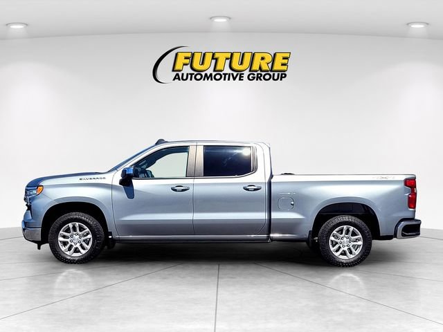 Used 2024 Chevrolet Silverado 1500 LT AWD/4WD image 7
