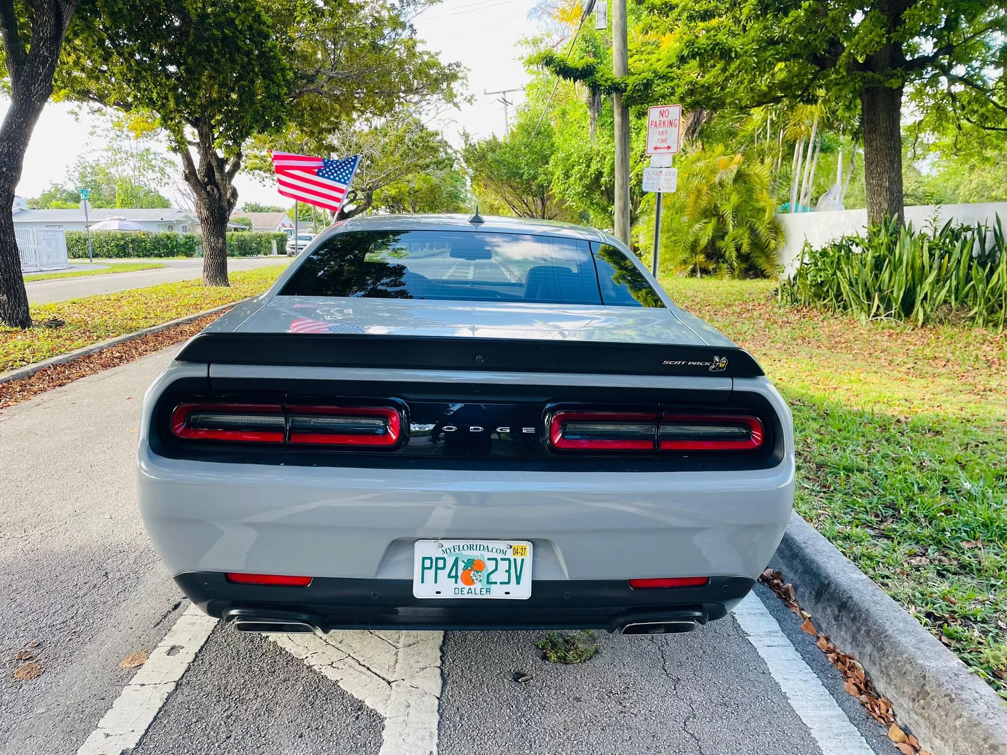 Used 2021 Dodge Challenger R/T Scat Pack w/ Dynamics Package RWD image 4