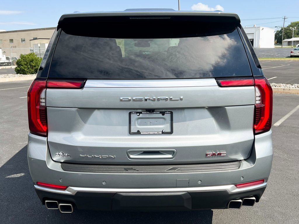 Used 2025 GMC Yukon Denali image 11