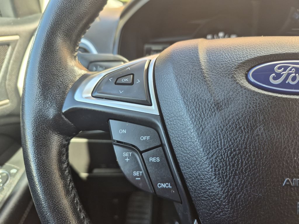 Used 2023 Ford Edge SEL AWD/4WD image 19