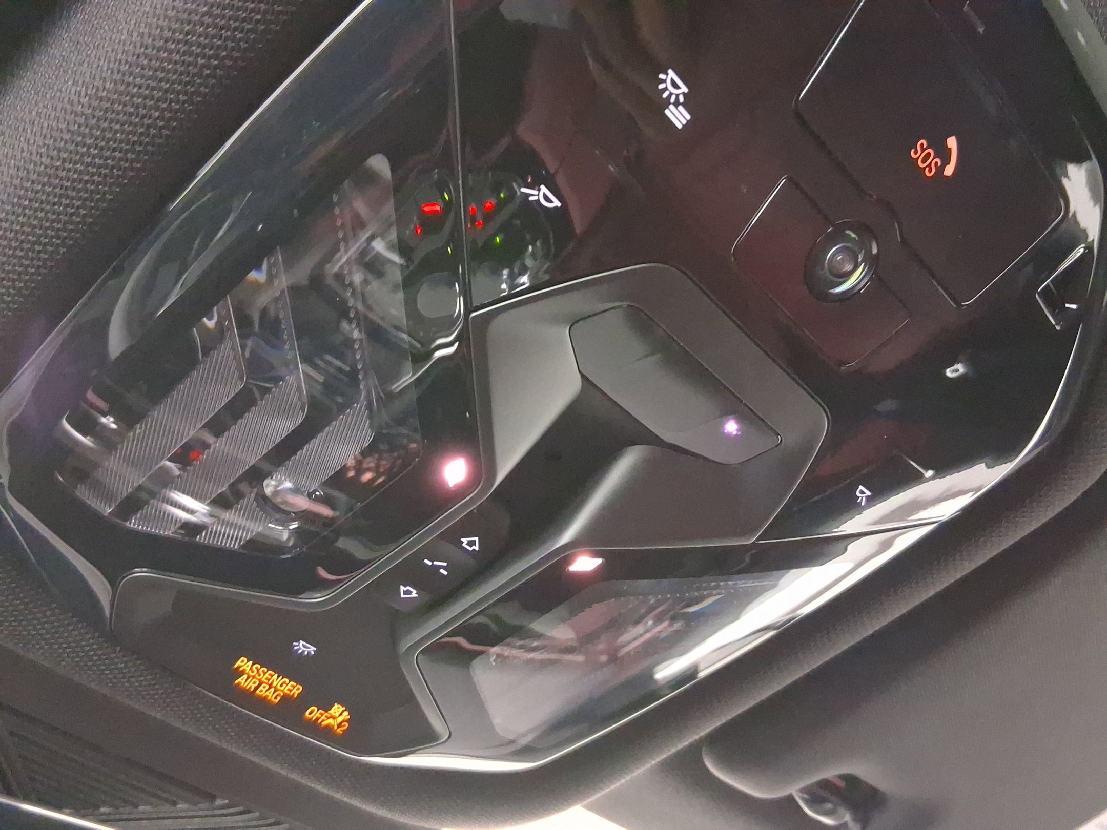 Certified 2025 BMW 530i image 26