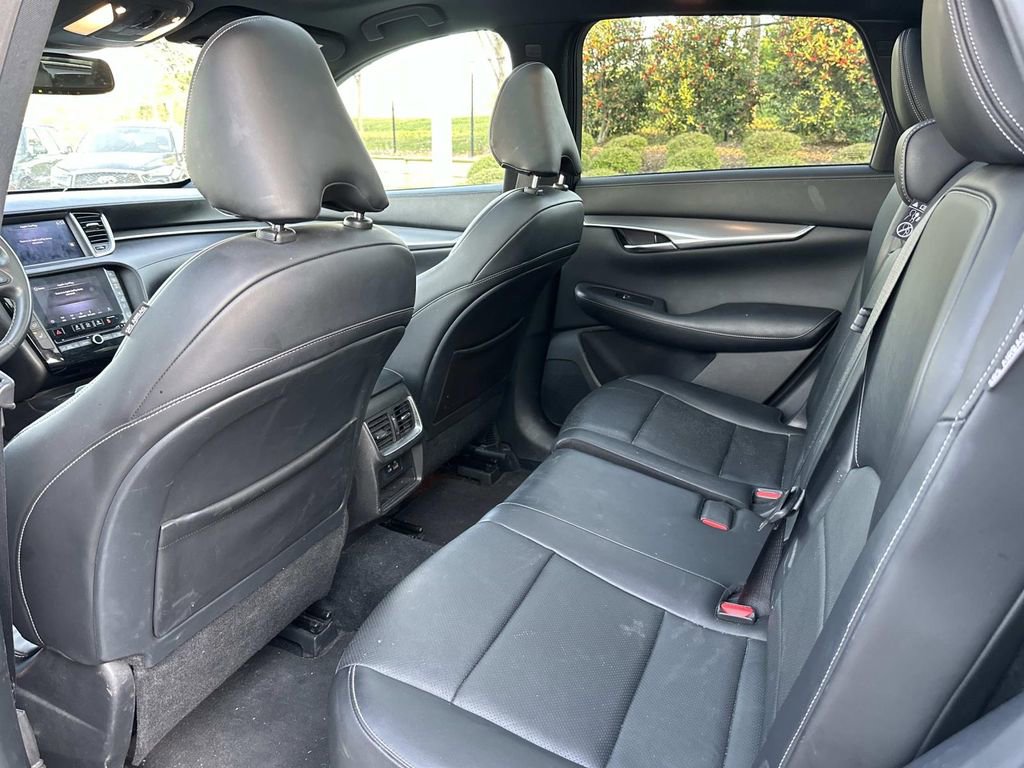 Used 2022 INFINITI QX50 Luxe w/ Appearance Package AWD/4WD image 30