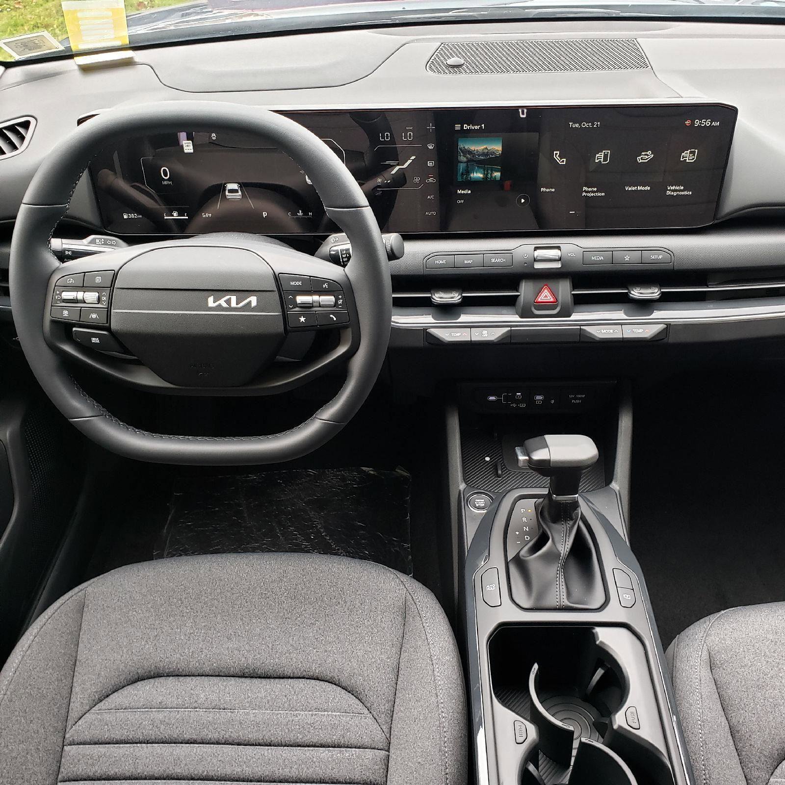 New 2025 Kia K4 EX image 10