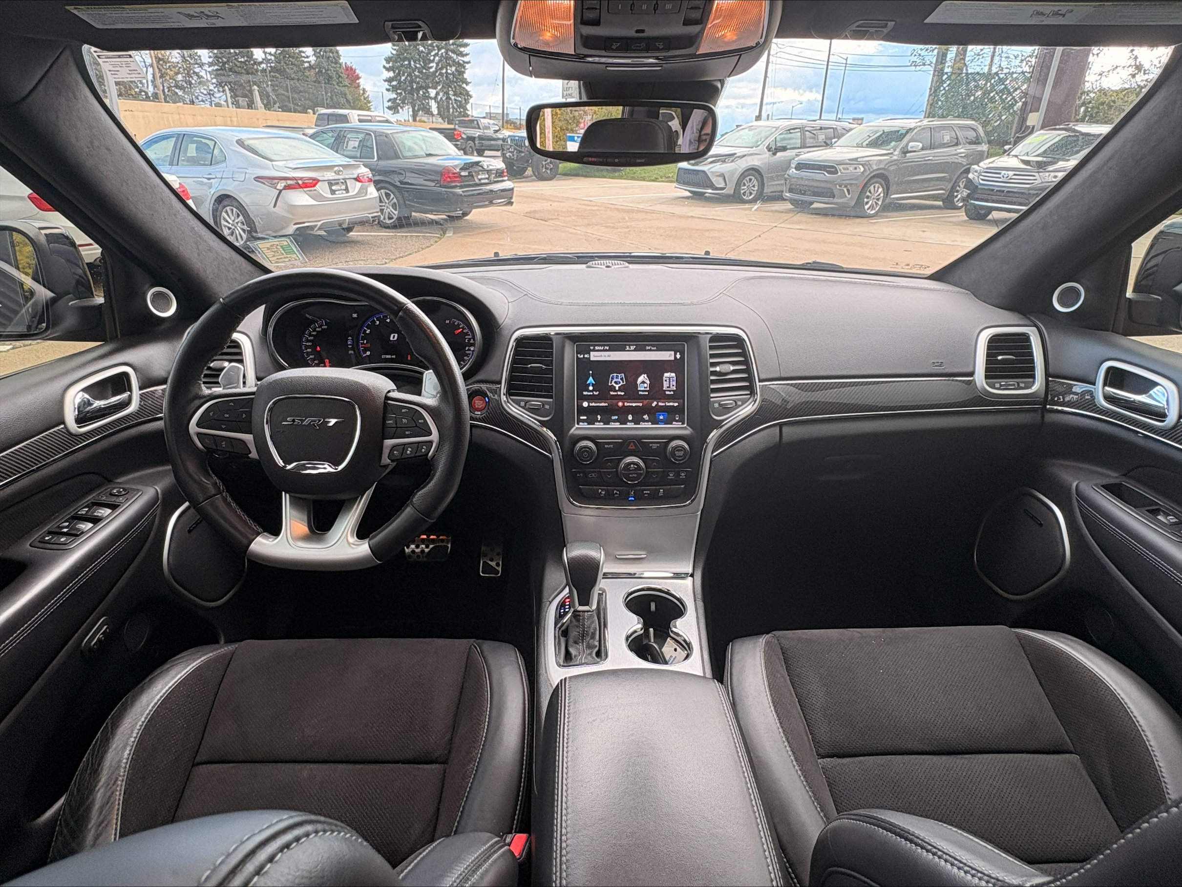 Used 2018 Jeep Grand Cherokee SRT AWD/4WD image 11