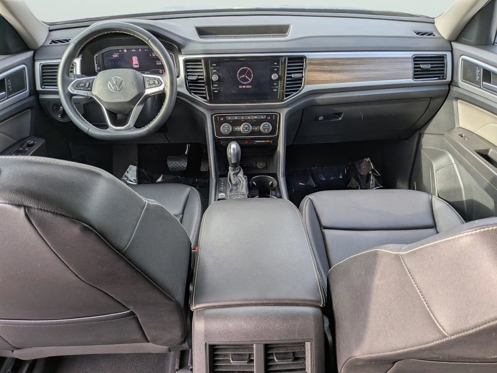 Used 2023 Volkswagen Atlas SEL AWD/4WD image 12