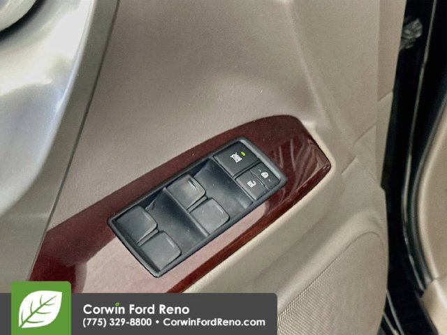 Used 2016 Lexus GX 460 w/ Premium Package AWD/4WD image 21