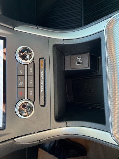 Used 2022 Ford Edge SEL w/ Convenience Package image 26