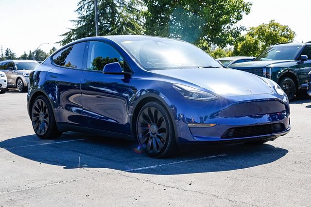Used 2022 Tesla Model Y Performance AWD/4WD image 6