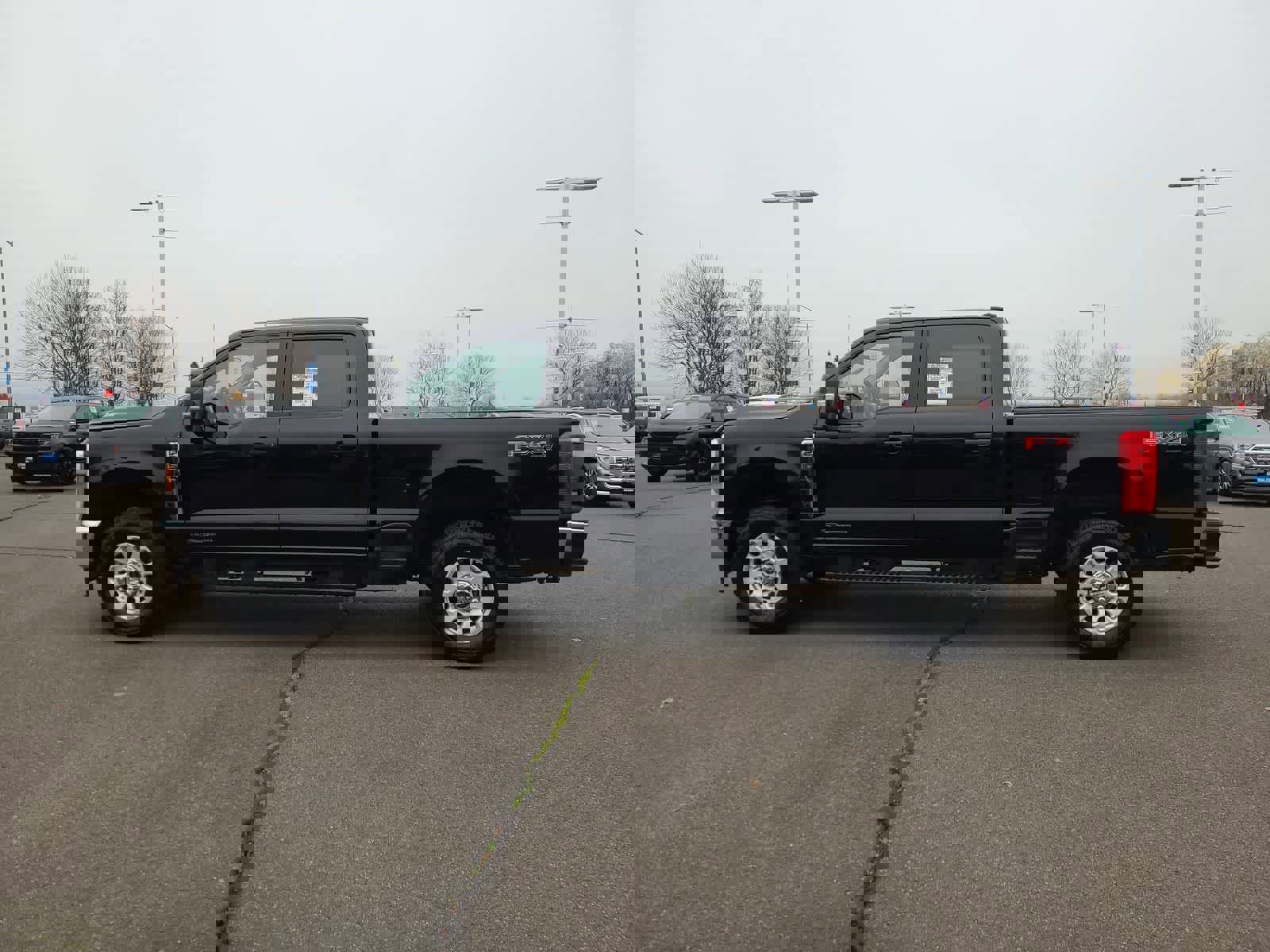 Used 2024 Ford F250 XLT w/ FX4 Off-Road Package image 11