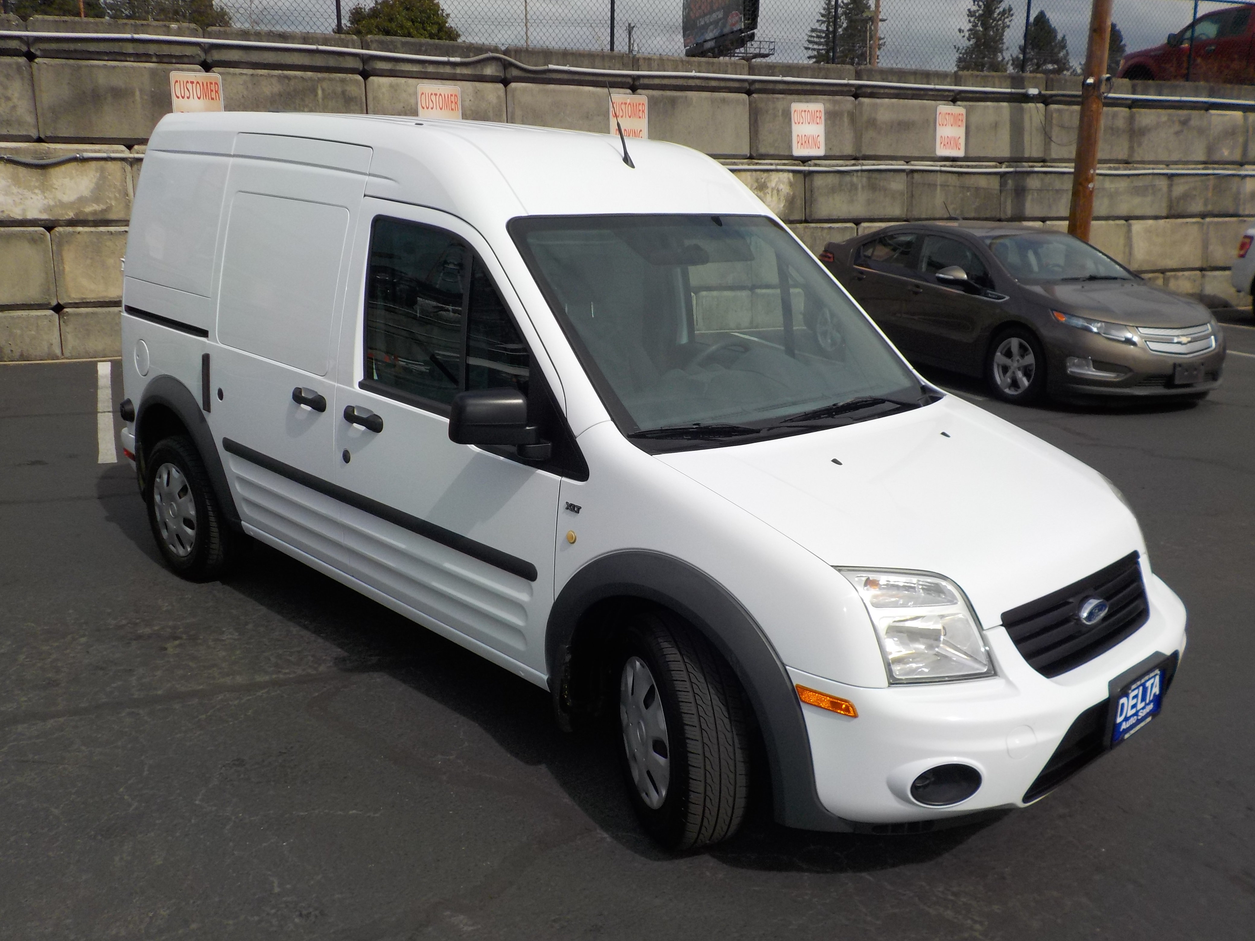 Used 2011 Ford Transit Connect XLT FWD image 5