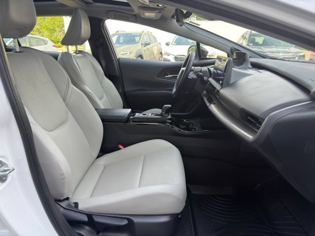 Used 2024 Toyota Prius Limited AWD/4WD image 26