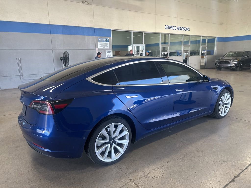 Used 2019 Tesla Model 3 Standard Range Plus image 9