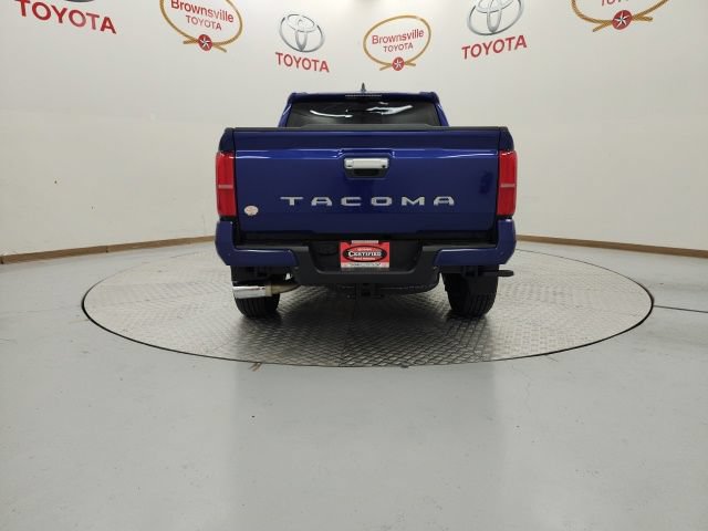 Used 2025 Toyota Tacoma Limited AWD/4WD image 7
