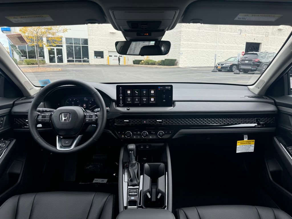 Used 2024 Honda Accord Touring image 7