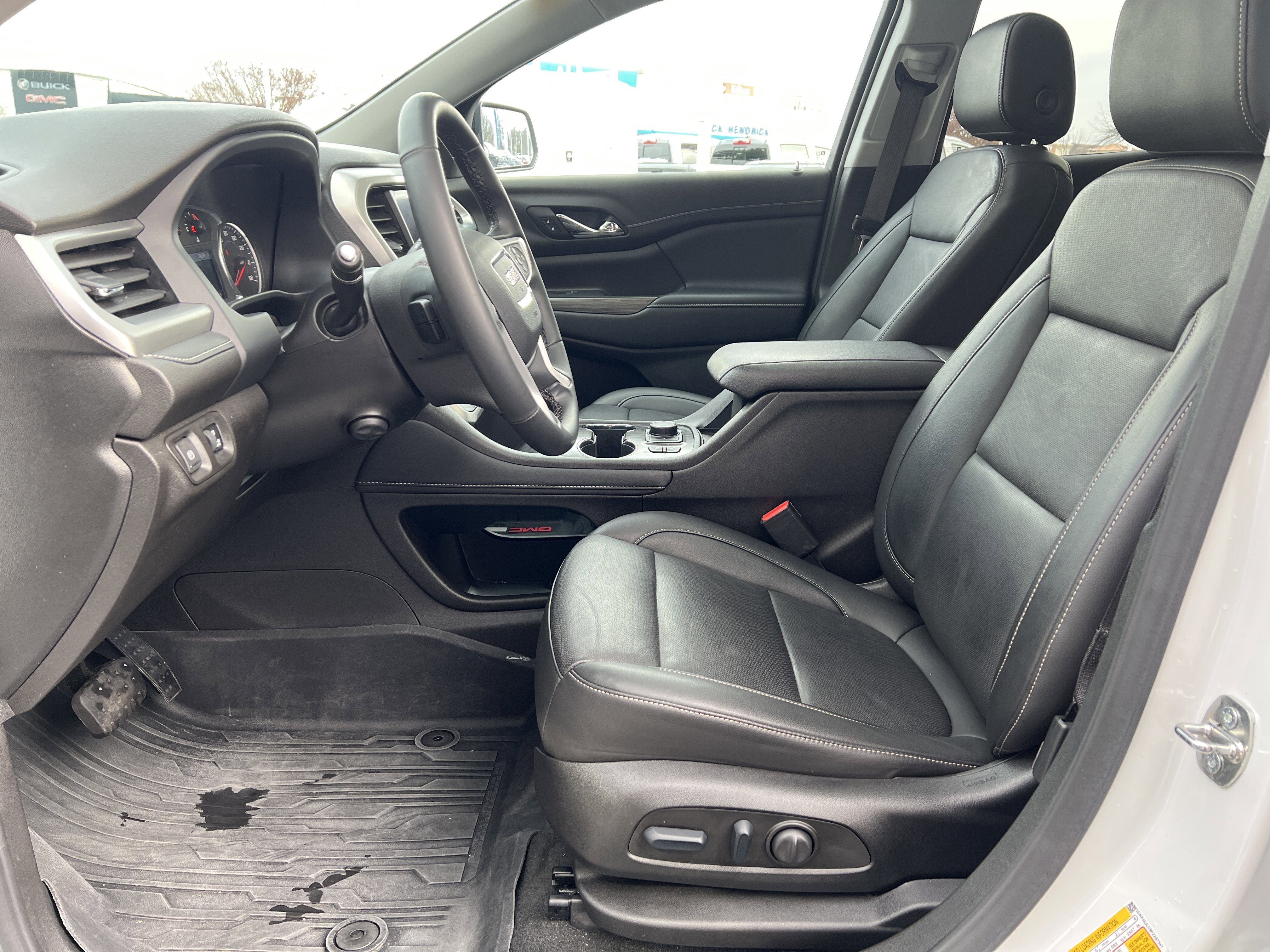 Certified 2023 GMC Acadia SLT w/ Elevation Edition image 16