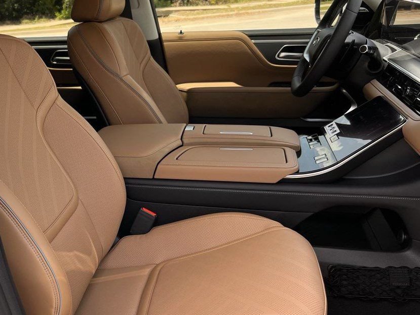New 2027 INFINITI QX80 Luxe RWD image 23