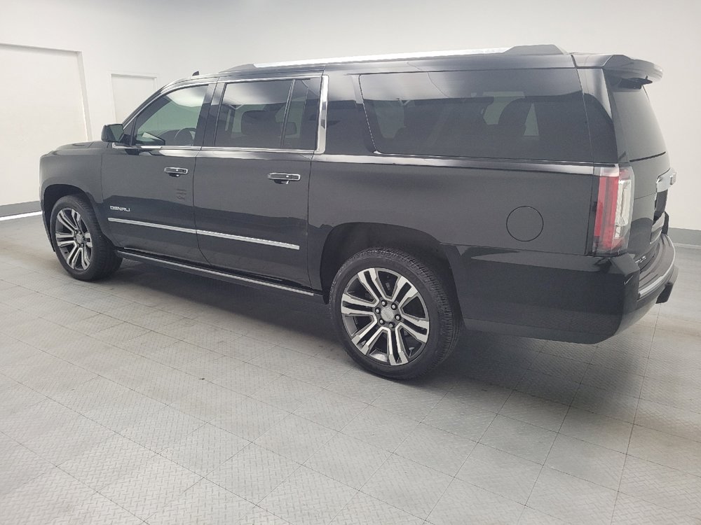 Used 2019 GMC Yukon XL Denali w/ Denali Ultimate Package AWD/4WD image 3