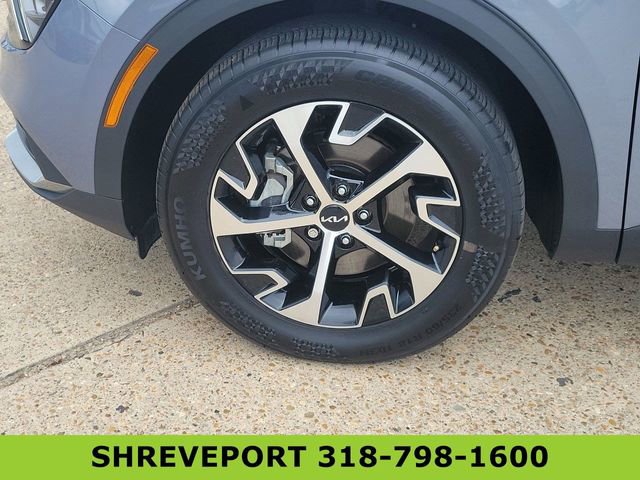 Used 2025 Kia Sportage EX image 33
