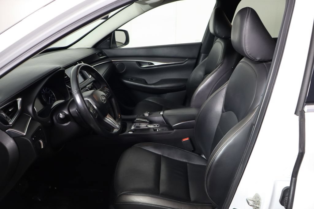 Used 2023 INFINITI QX50 Luxe FWD image 14