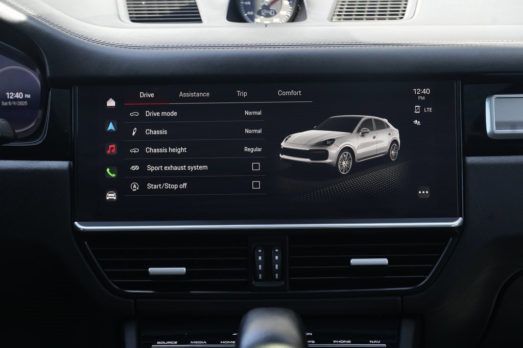 Used 2022 Porsche Cayenne Turbo image 45