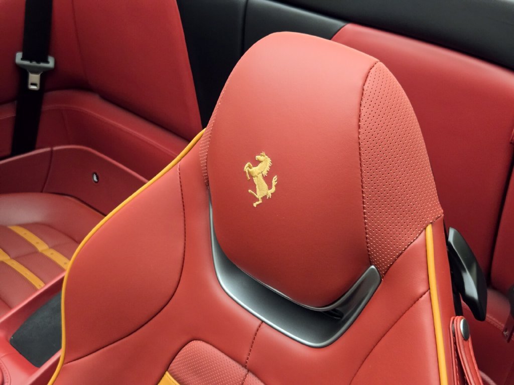 Used 2023 Ferrari Portofino M RWD image 20
