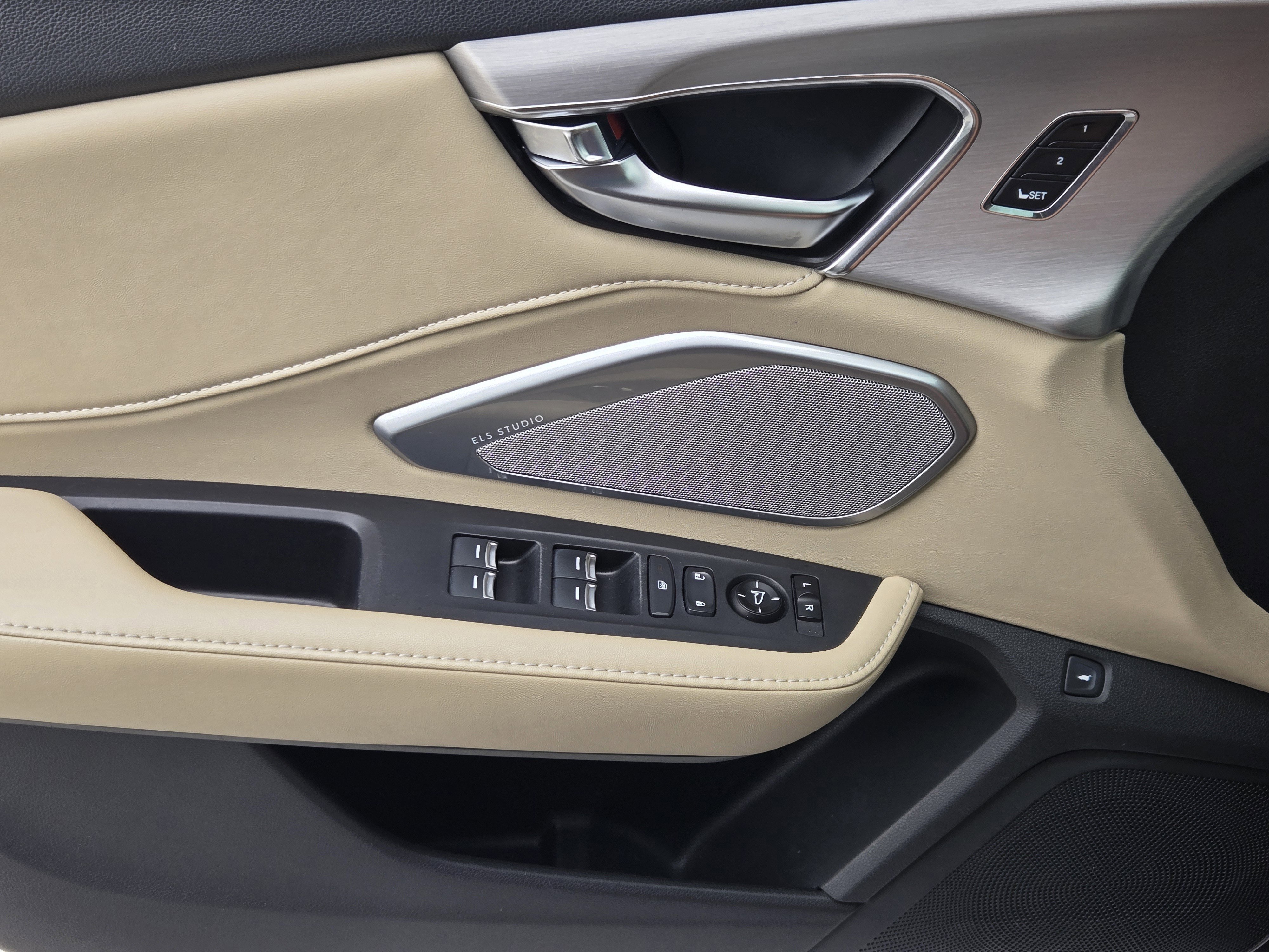 Used 2021 Acura RDX w/ Technology Package image 31