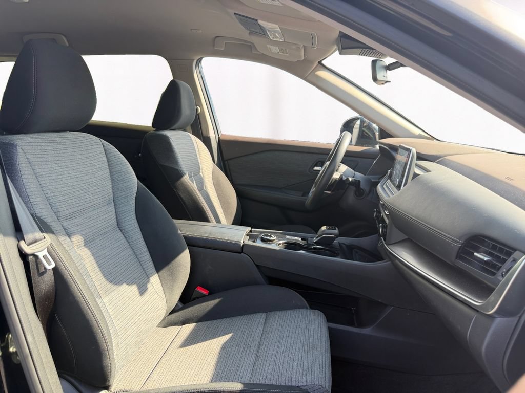 Used 2023 Nissan Rogue SV AWD/4WD image 15