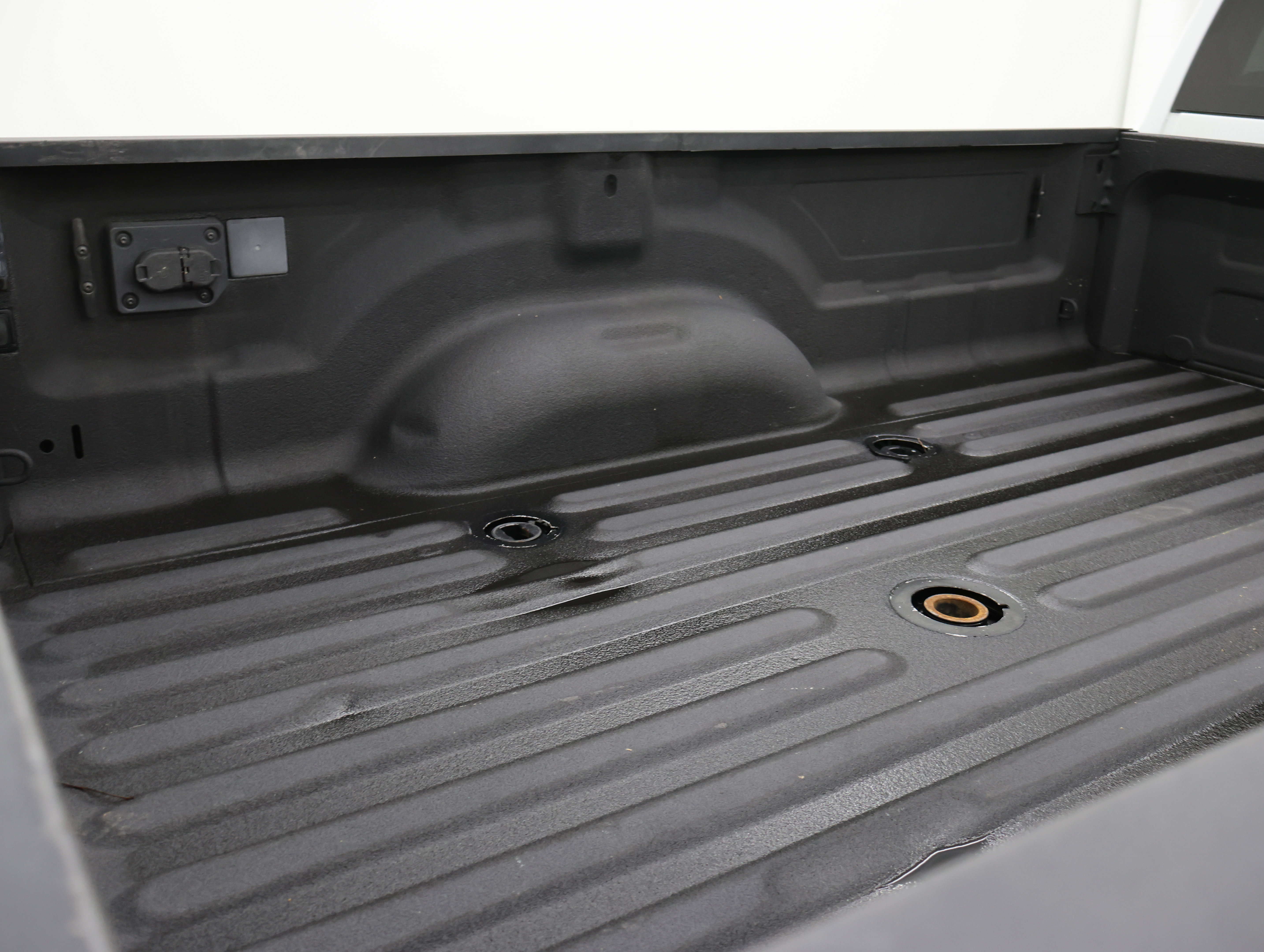 Used 2024 RAM 3500 Tradesman w/ Chrome Appearance Group image 5