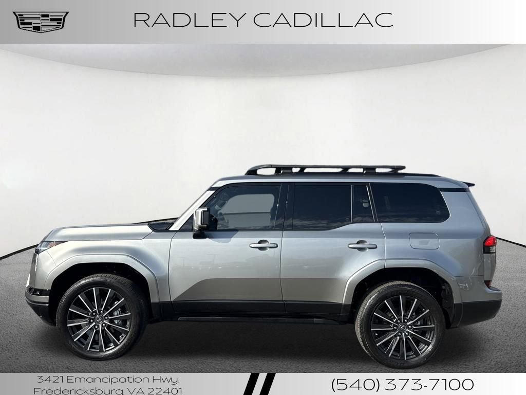 Used 2025 Lexus GX 550 w/ Cold Area Package image 18