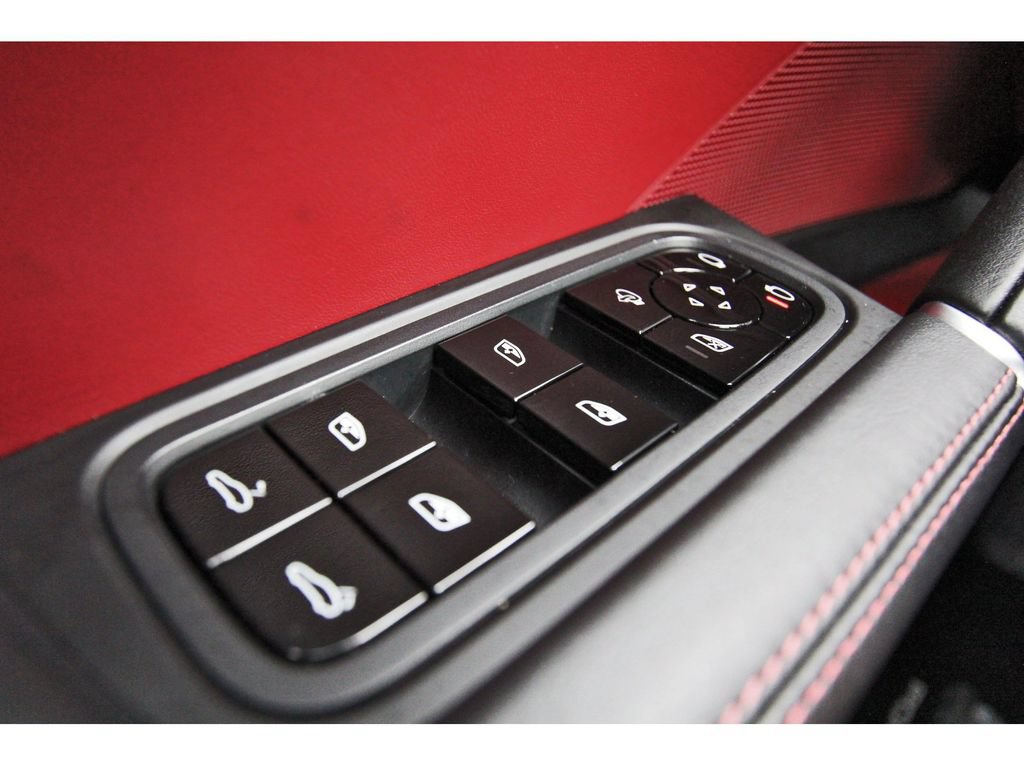 Used 2021 Porsche Cayenne AWD/4WD image 20
