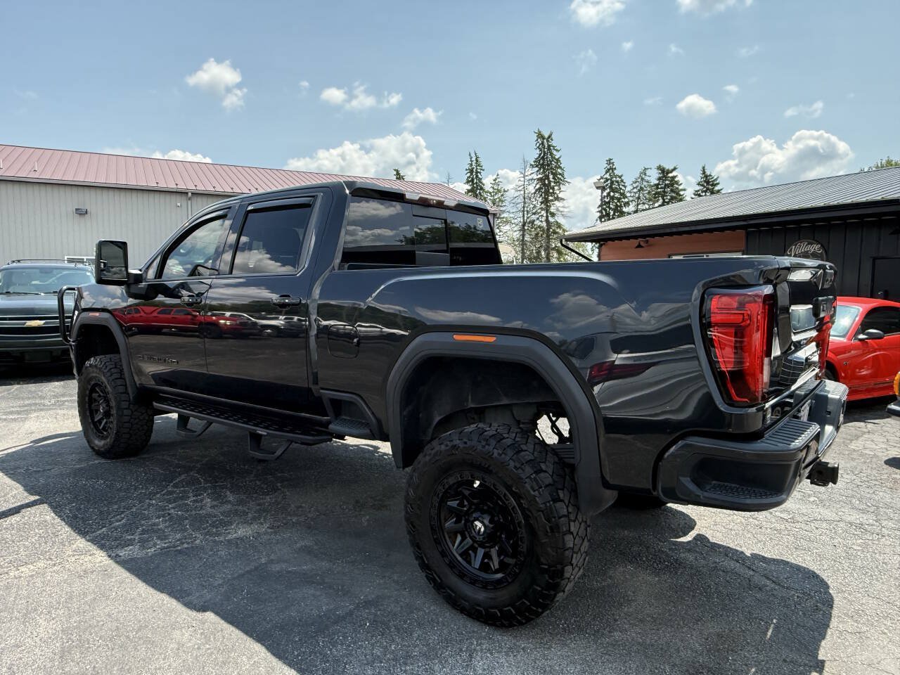 Used 2020 GMC Sierra 2500 Denali w/ Denali Ultimate Package AWD/4WD image 3